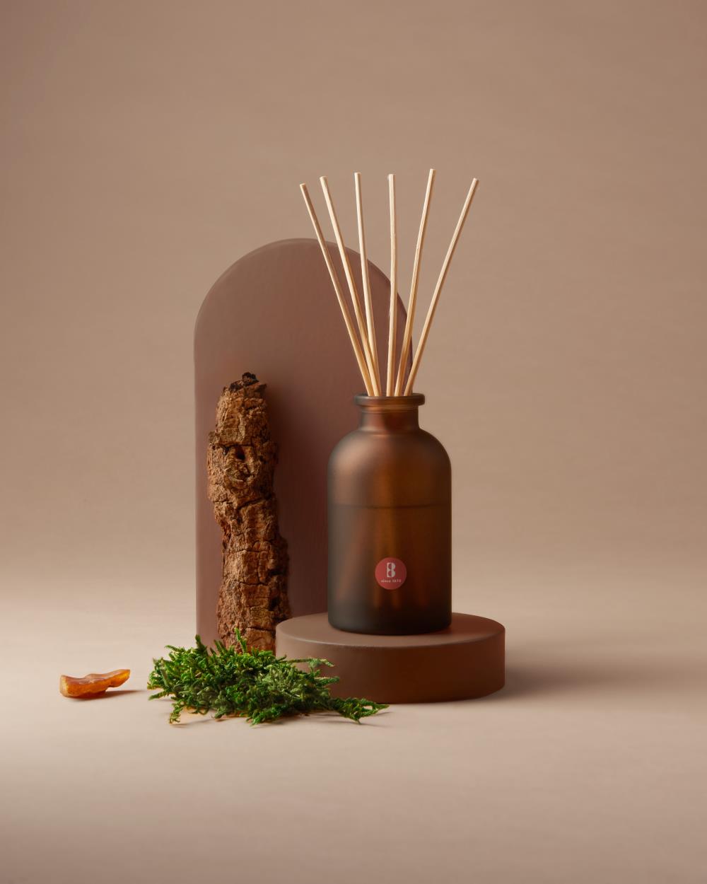 True Joy diffuser, Oriental softness, ingredients, portrait.jpg